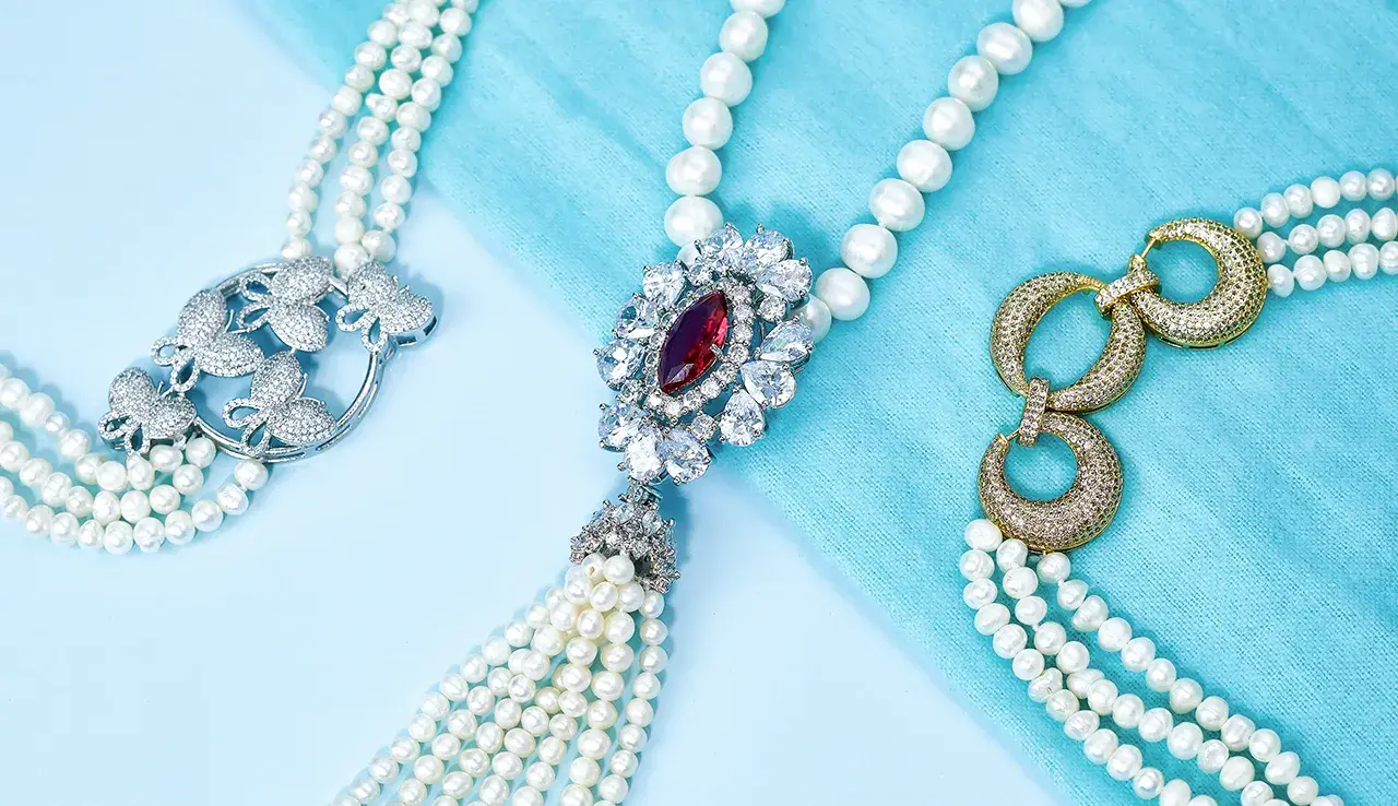 Khai Asia Pearl Necklace Omnibus