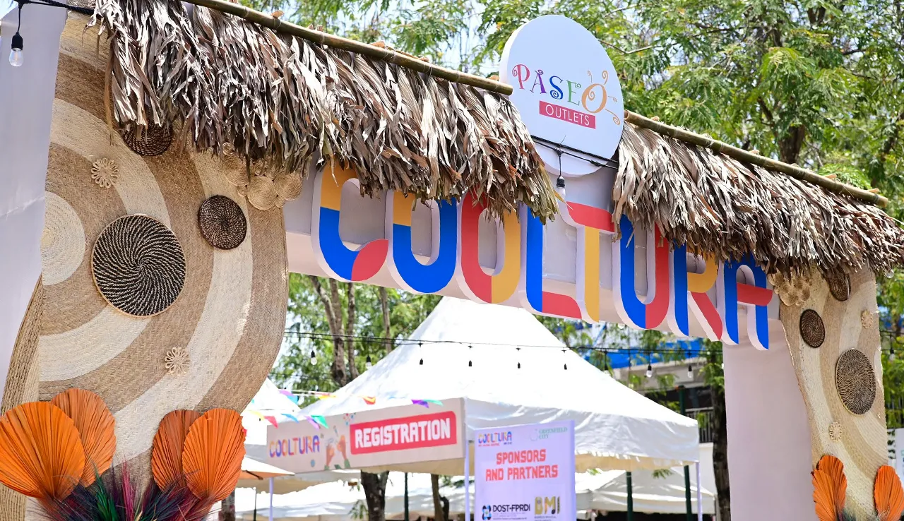Paseo Outlets Cooltura Signboard
